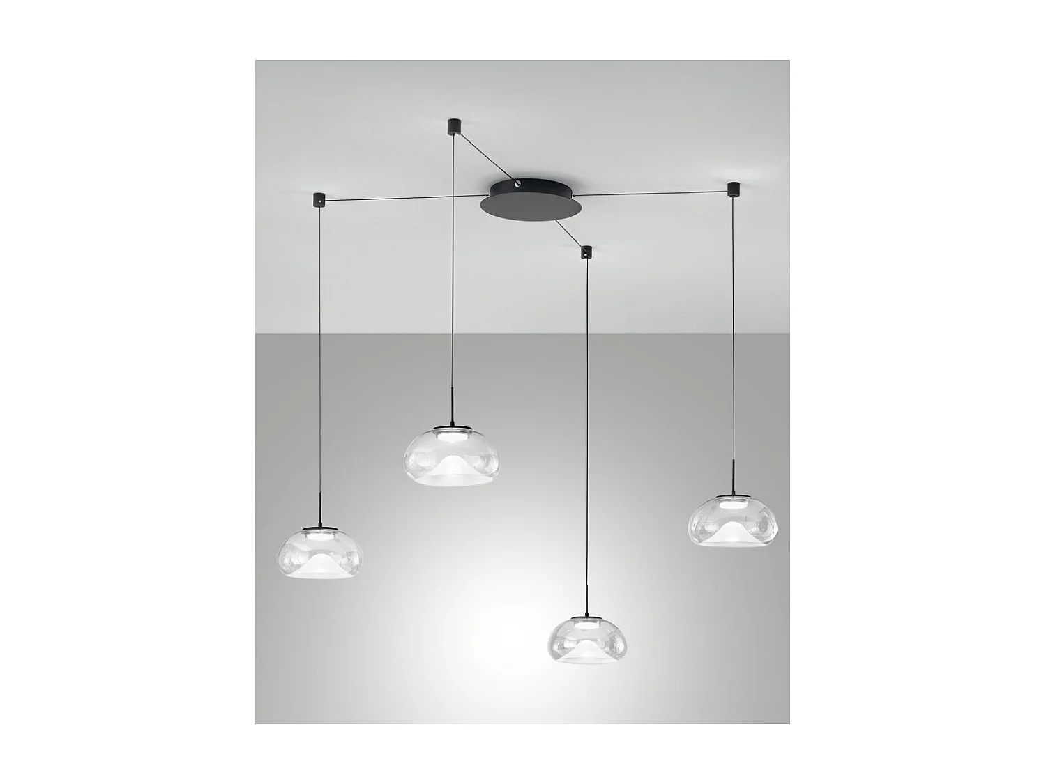 Brena - Przezroczysta, 4-punktowa, zdecentralizowana lampa wisząca - Fabas Luce - 40W ściemnialna dioda LED - Zdecentralizowany montaż