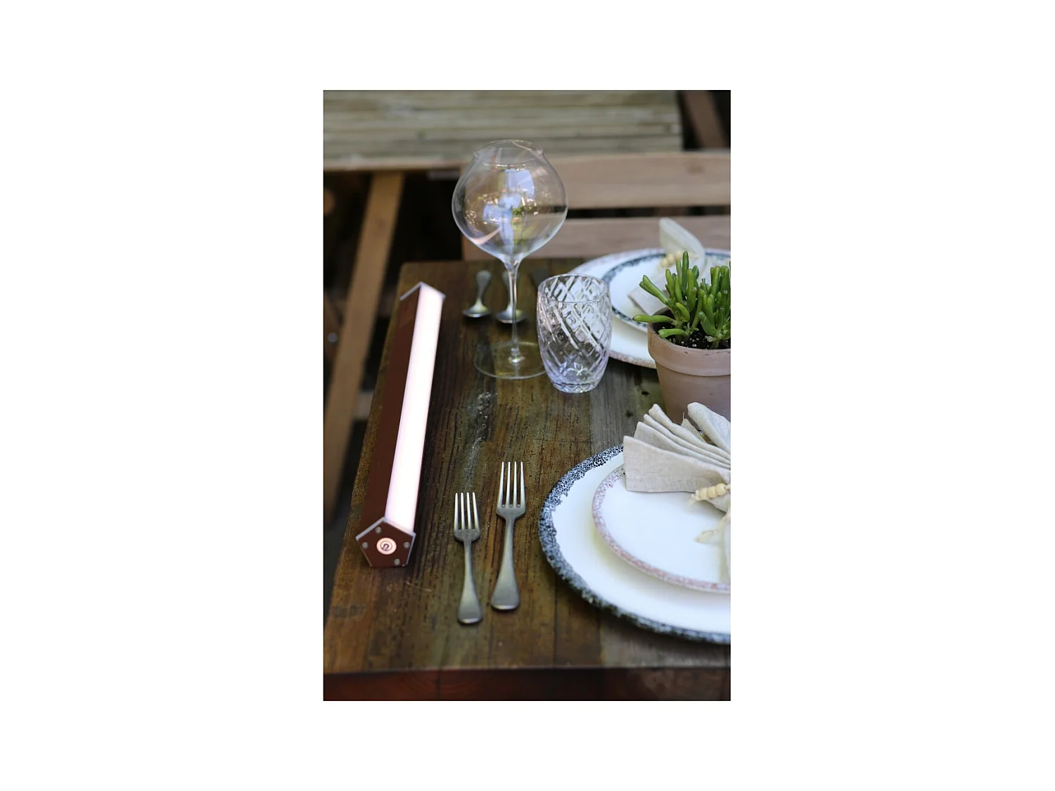 Pencil - Módulo de iluminación portátil y recargable de gran tamaño a batería Zafferano con regulador táctil IP65 - Altura 146 cm Corten