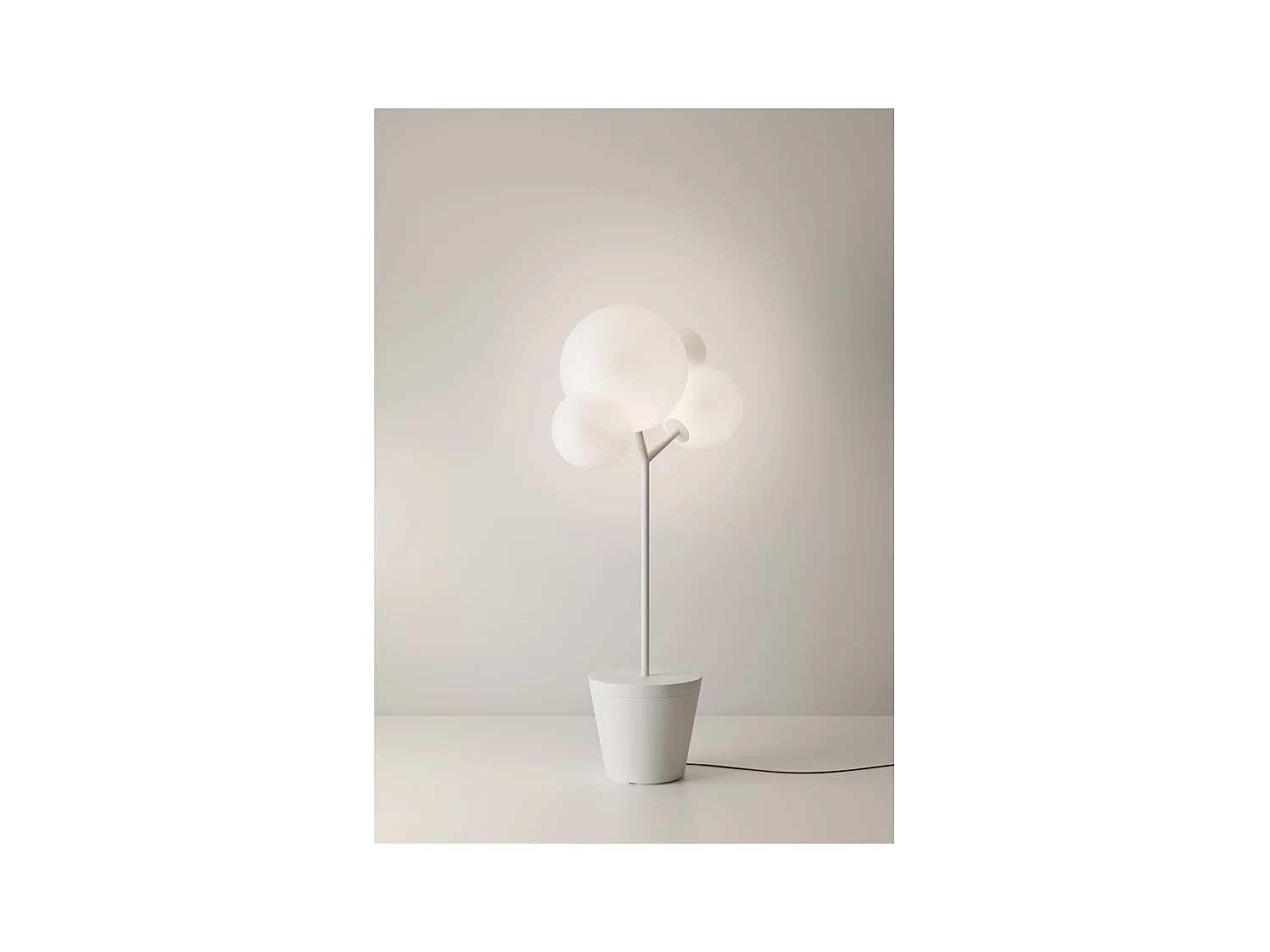 Zafferano - Tree of Light Stehleuchte für den Außen- und Innenbereich, weiß - E27 LED Stehleuchte - Verstellbare Auflagefläche