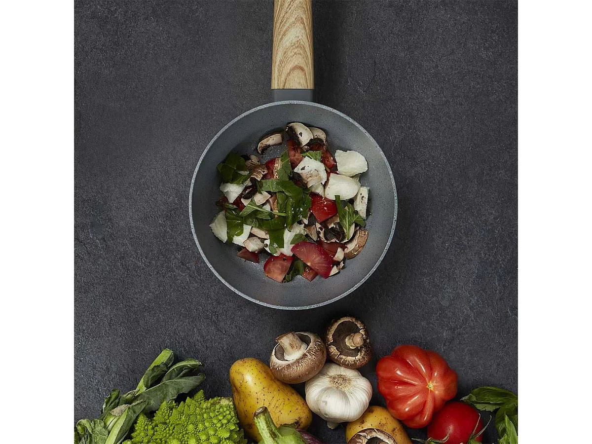 Casserole Aluminium Forgé 18cm avec Manche Effet Bois Tous Feux (Induction)