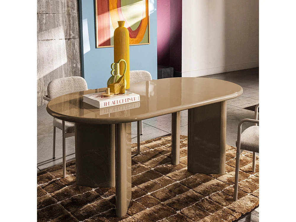 Glossi - Table à manger 6 personnes ovale en bois laqué - Marron