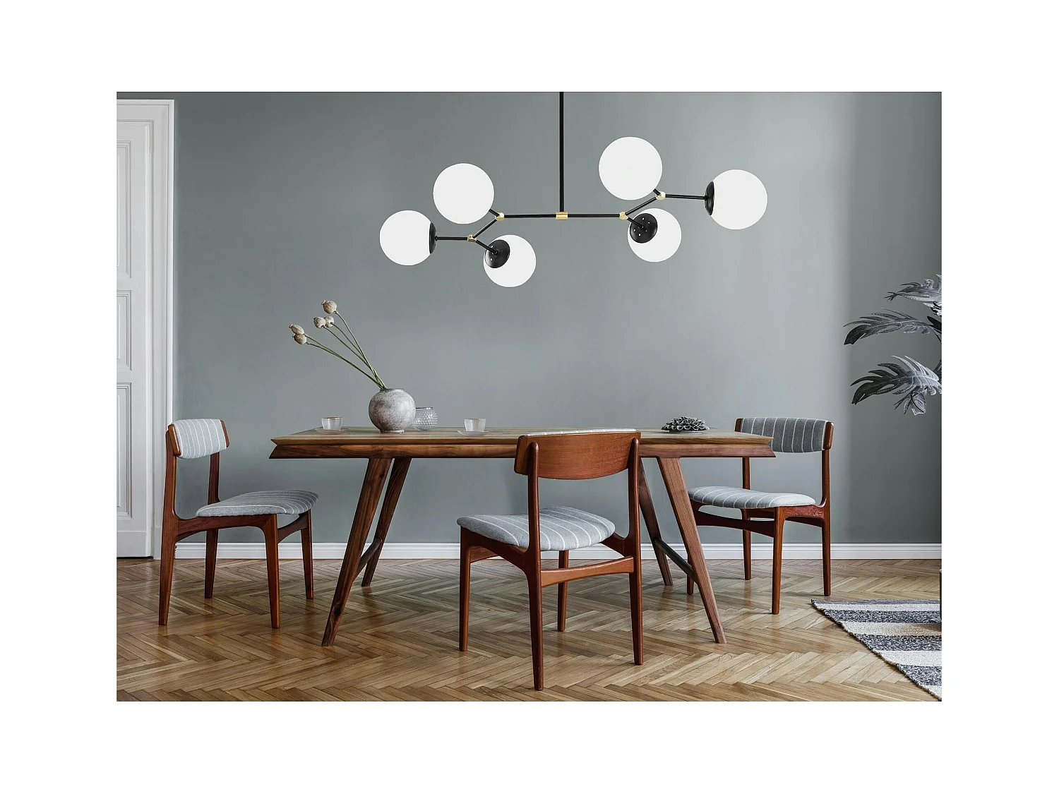 Suspension design noire 6 globes verre dépoli SIERRE