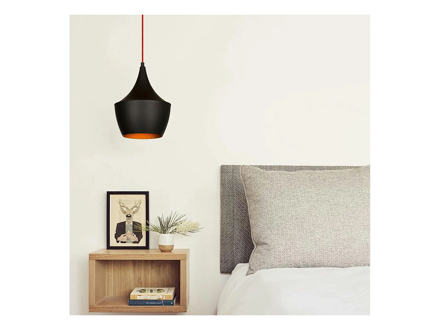 Suspension moderne noire mate câble rouge, forme cloche SILE