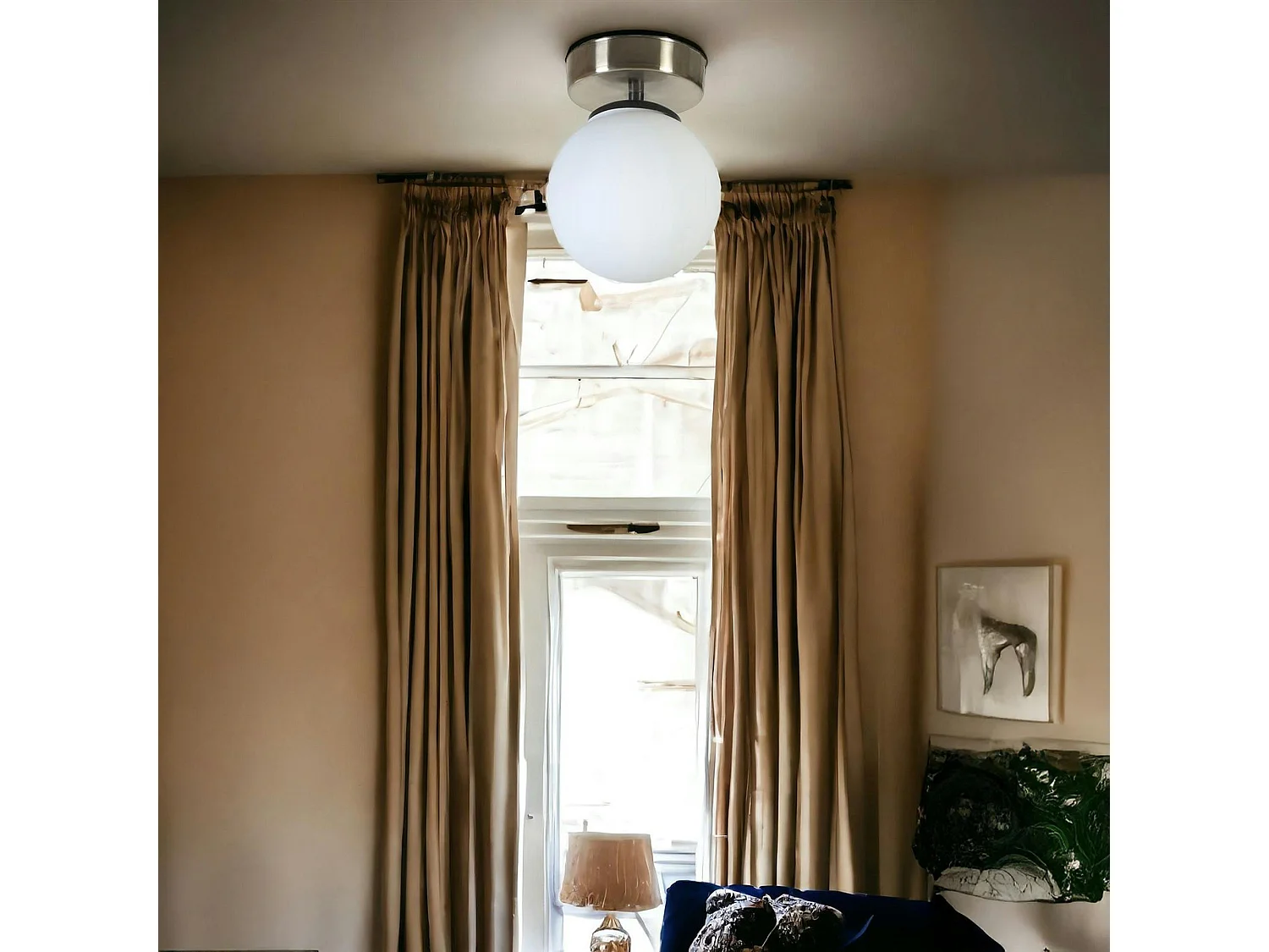 Plafonnier globe verre dépoli, finition argent SIERRE