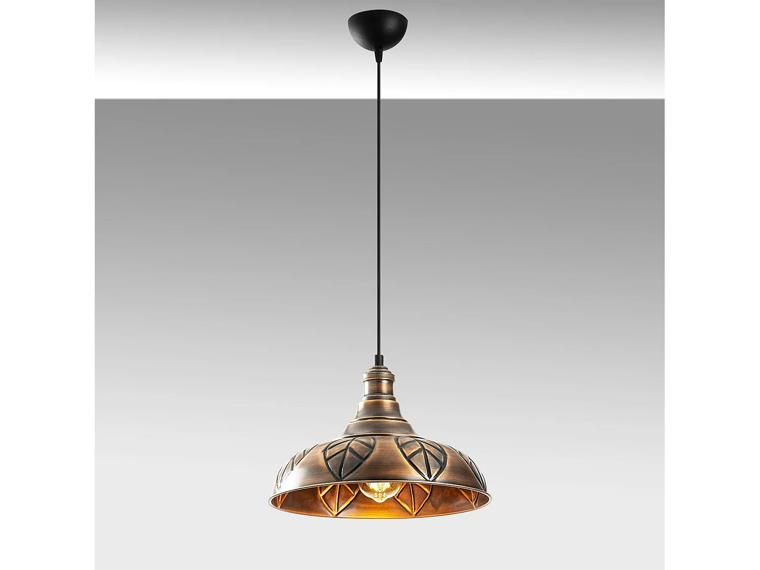 Suspension rustique en métal cuivré décor feuille SILE