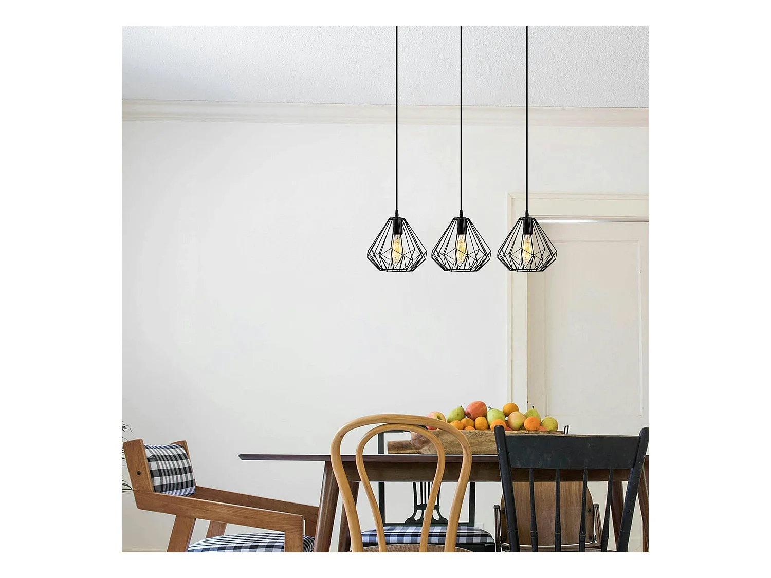 Suspension de table noire design diamant 3 abat-jour ERZIN