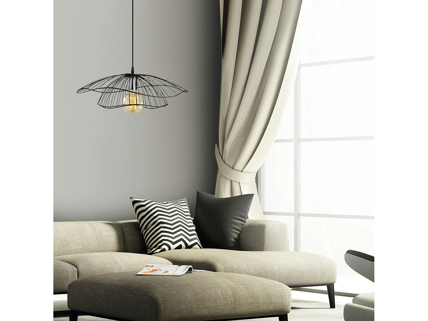 Suspension design métal noir filaire forme fleur SINOP