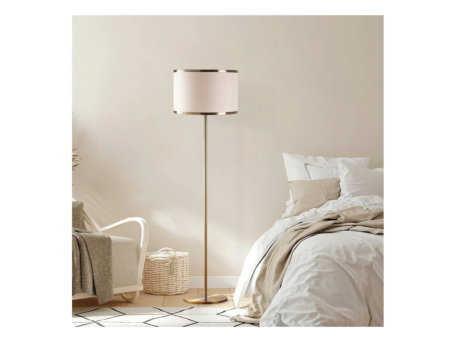 Lampadaire salon moderne, abat-jour tissu écru ZURICH