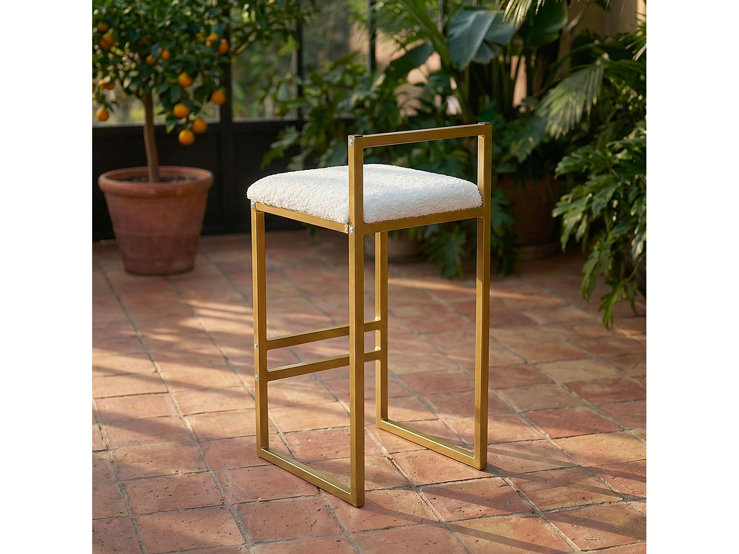 Tabouret de bar en métal Drakkar Or et Tissu bouclette Crème