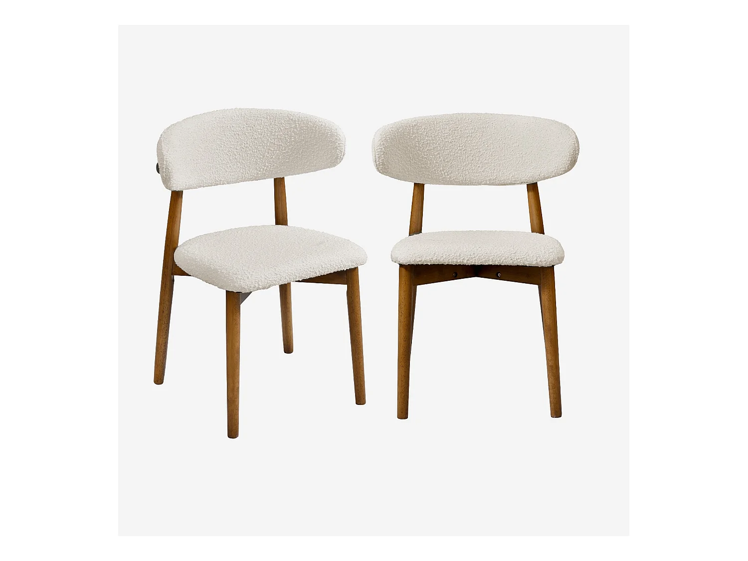 Lot de 2 chaises en bois d'hévéa effet noyer et tissu bouclette blanc crème