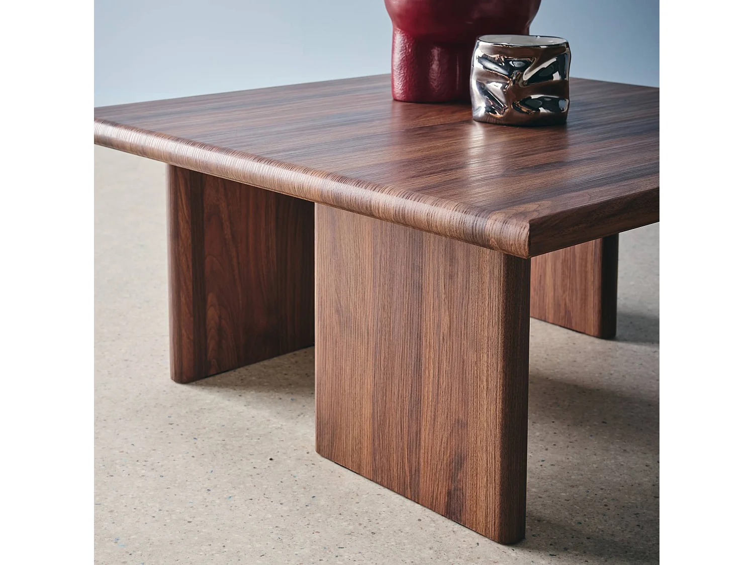 Table basse carré effet noyer 80 x 80cm