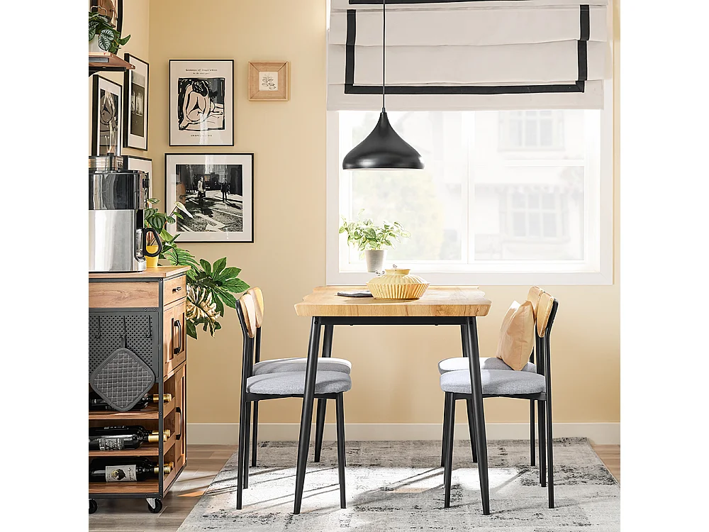 SoBuy Kompaktowy zestaw stołu jadalnianego z 4 krzesłami do małych pomieszczeń OGT52-N