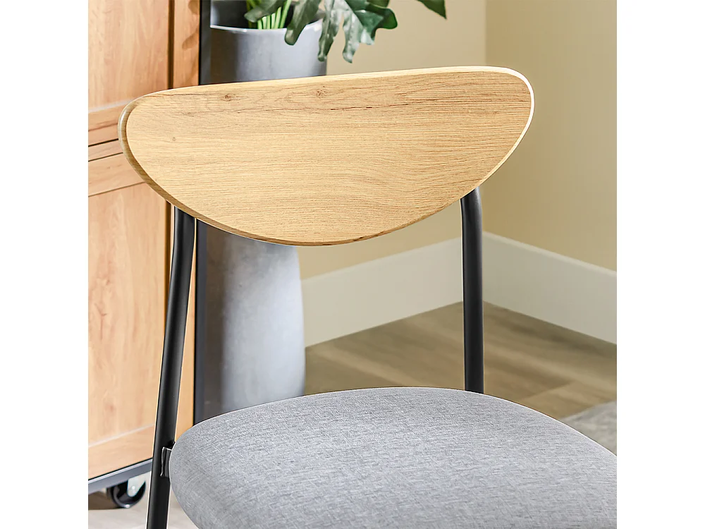 SoBuy Kompaktowy zestaw stołu jadalnianego z 4 krzesłami do małych pomieszczeń OGT52-N