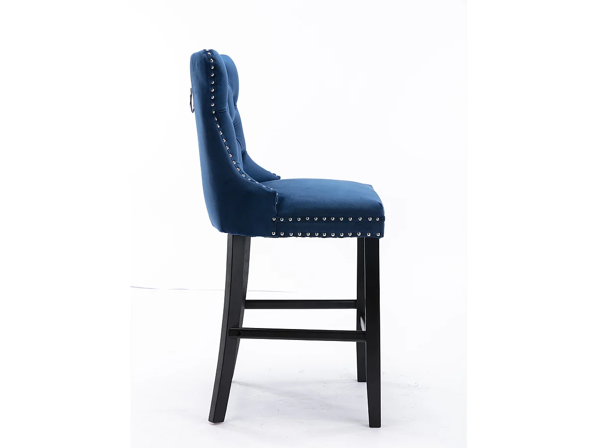 Juego de 2 sillas de terciopelo azul con botones capitoné y ribete de tachuelas, patas de madera