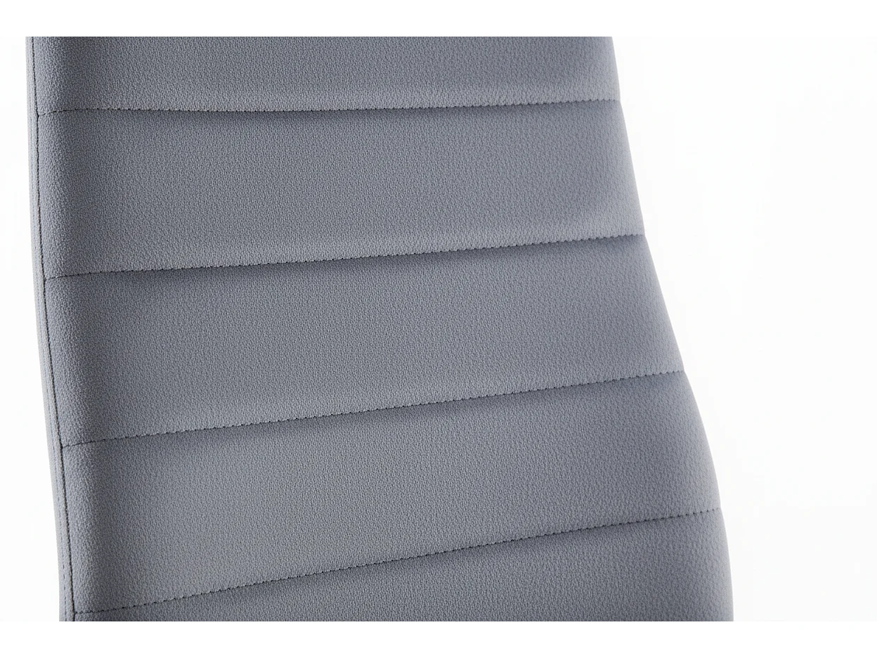 Lot 6 chaises velours gris pieds métal noir 52x45x90 cm TOLIA