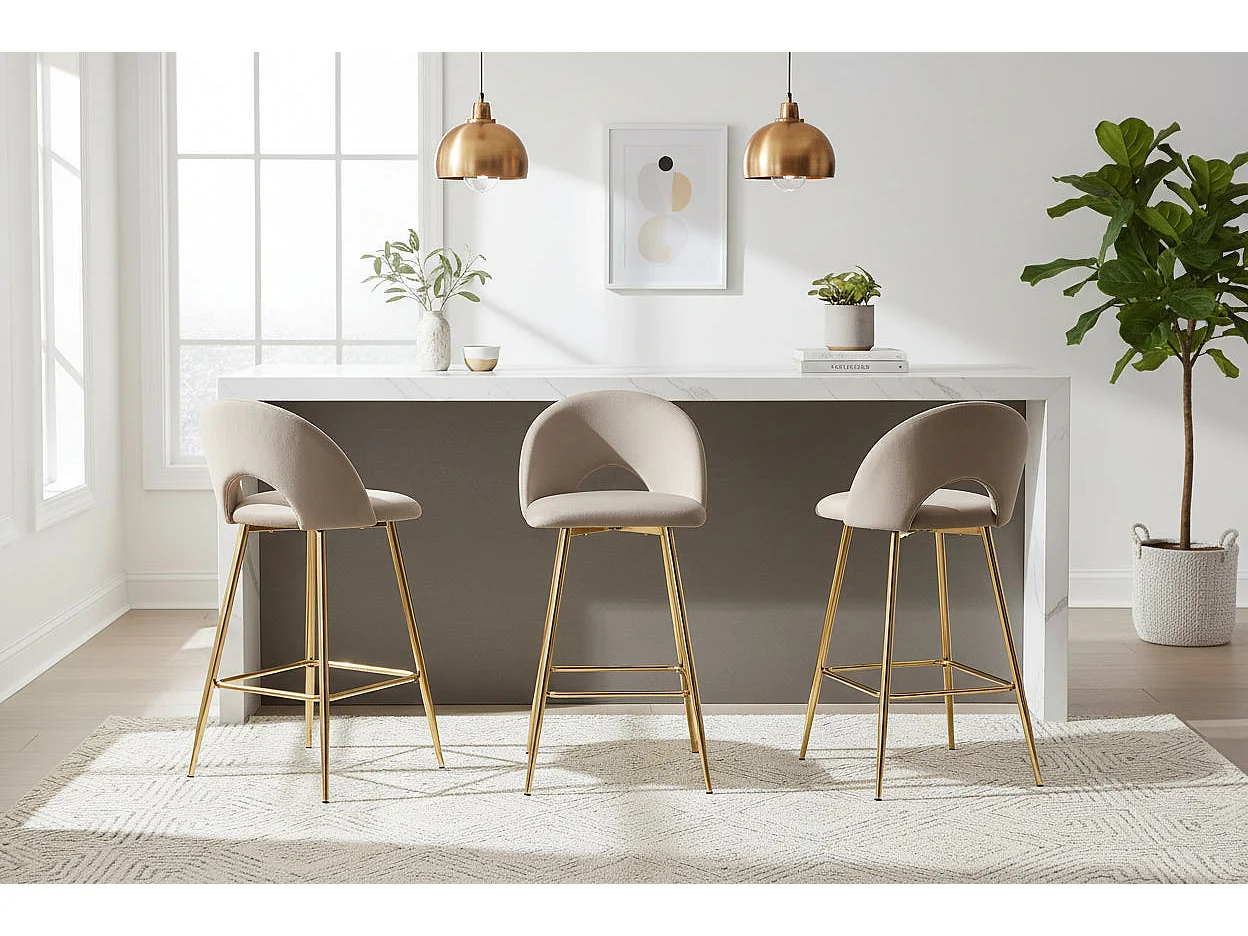 Lot 2 Tabourets de Bar Teddy Velours Taupe Pieds Gold 47x36x98cm