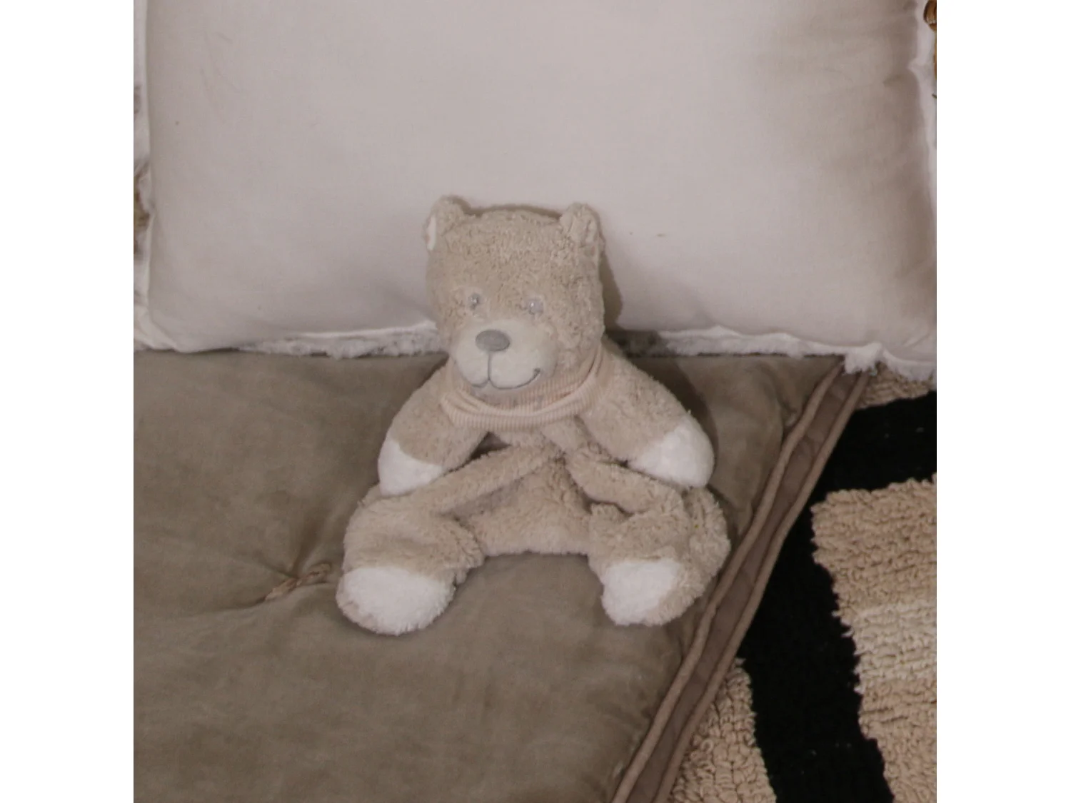 Peluche de oso color beige 19 x 22 cm