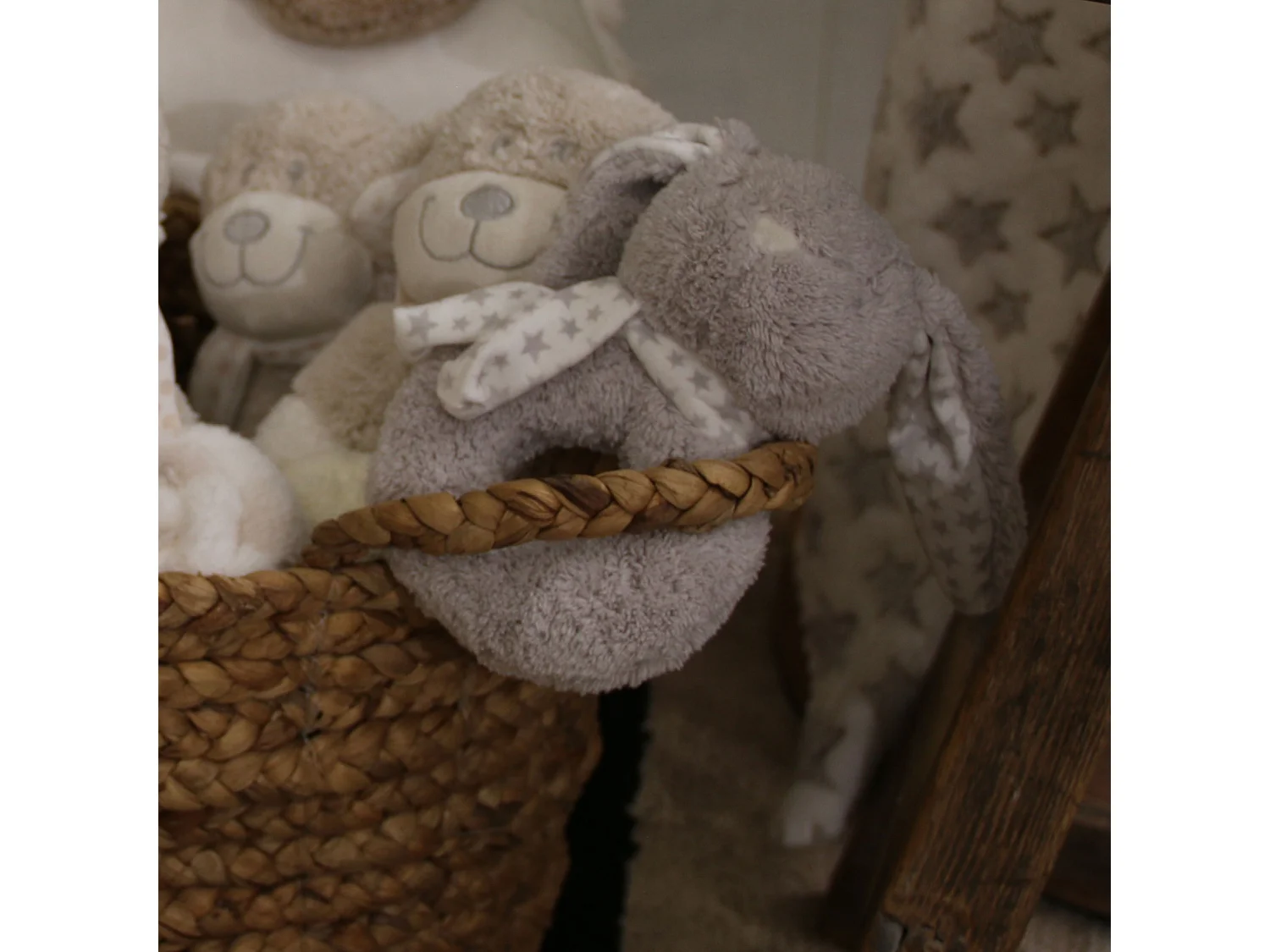 Sonajero perro beige 15 x 7 cm