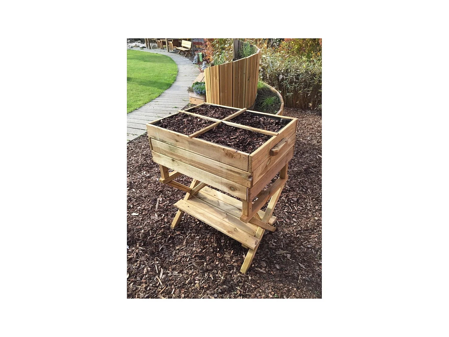 Potager sur pieds réglable 800 x 600 x 800/1000 mm avec croisillons, géotextile et tablette - Solid