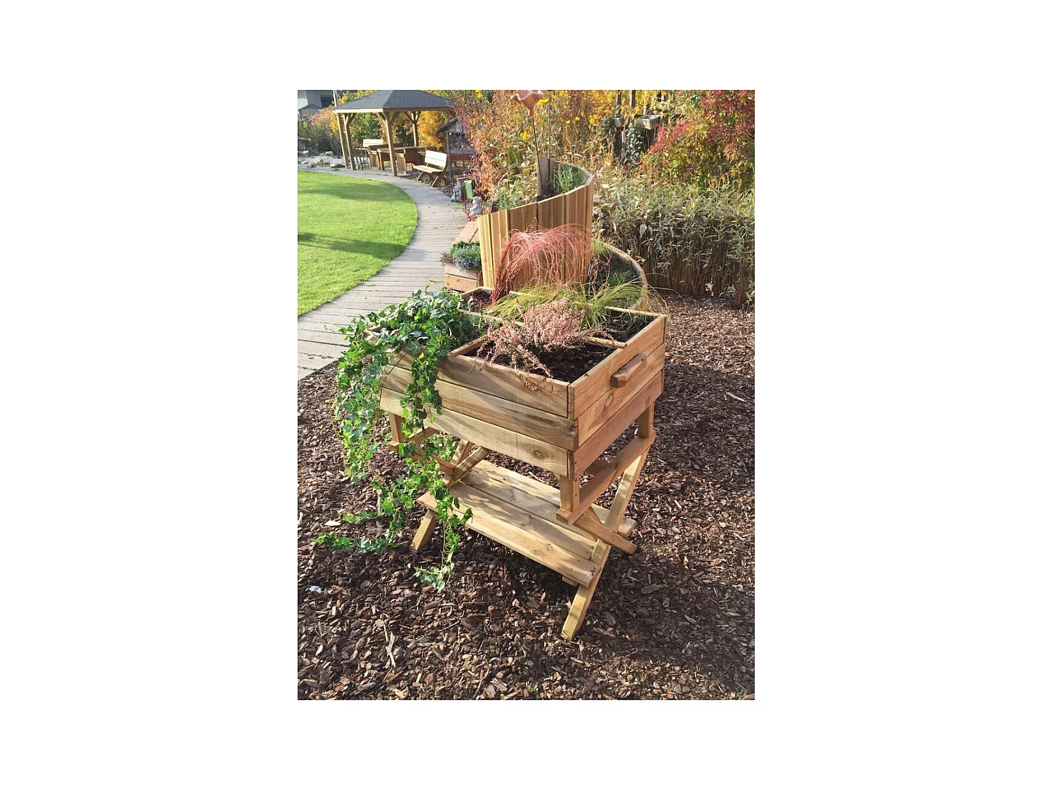 Potager sur pieds réglable 800 x 600 x 800/1000 mm avec croisillons, géotextile et tablette - Solid