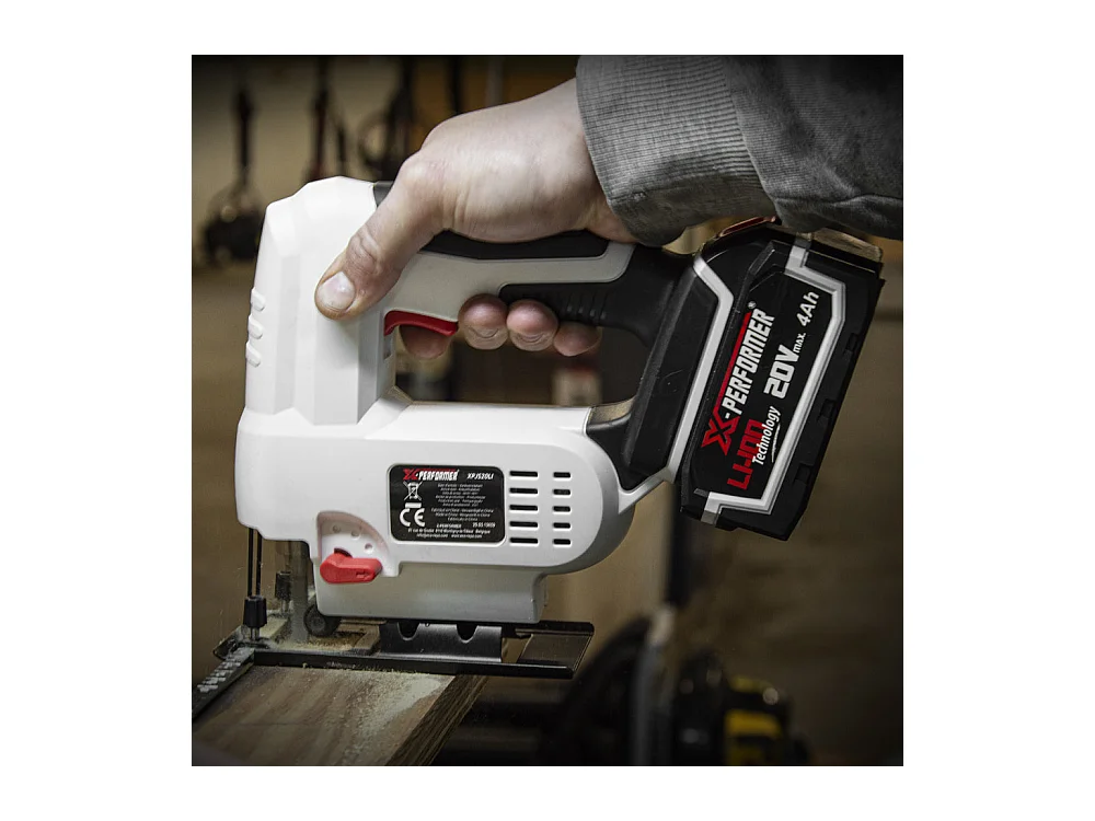 Scie sauteuse pendulaire sans fil 20V X-Performer – Coupe bois 51 mm / acier 2 mm – Avec batterie 2Ah et chargeur 1H