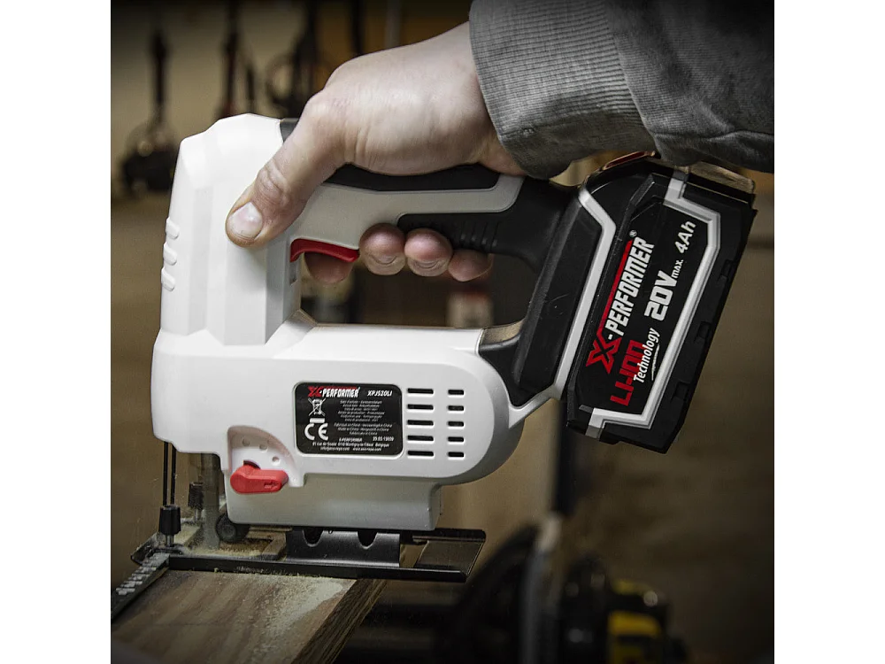 Scie sauteuse pendulaire sans fil 20V X-Performer – Coupe bois 51 mm / acier 2 mm – Avec batterie 2Ah et chargeur 1H