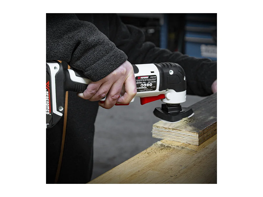 Outil multifonctions sans fil 20V X-Performer avec batterie 2Ah et chargeur rapide 1H