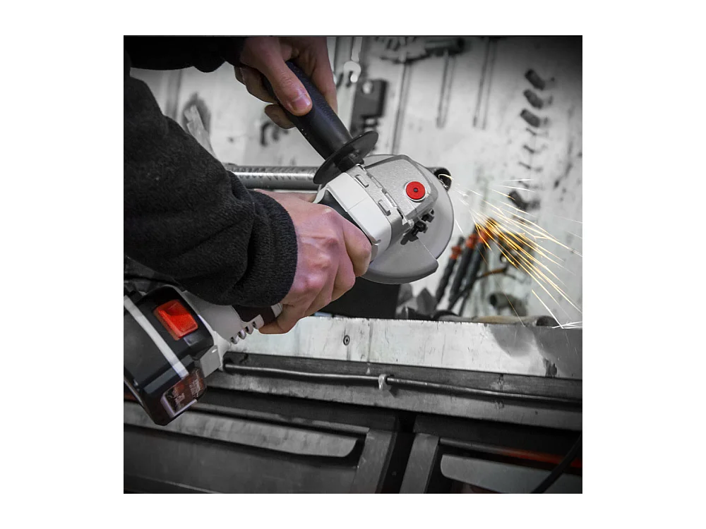 Meuleuse d’angle sans fil 20V – 115 mm avec batterie 4Ah et chargeur rapide 2H – X-Performer