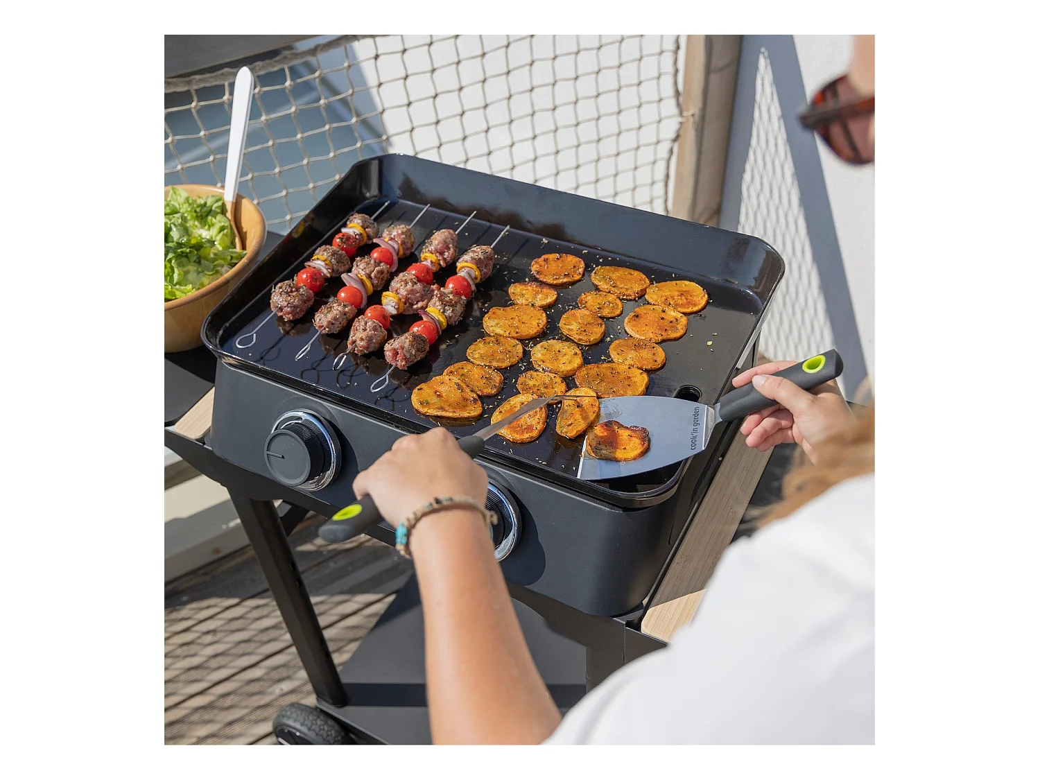 Plancha au gaz DUNE 60 SC sur chariot – Fonte émaillée et bambou – 2 brûleurs – 4 kW