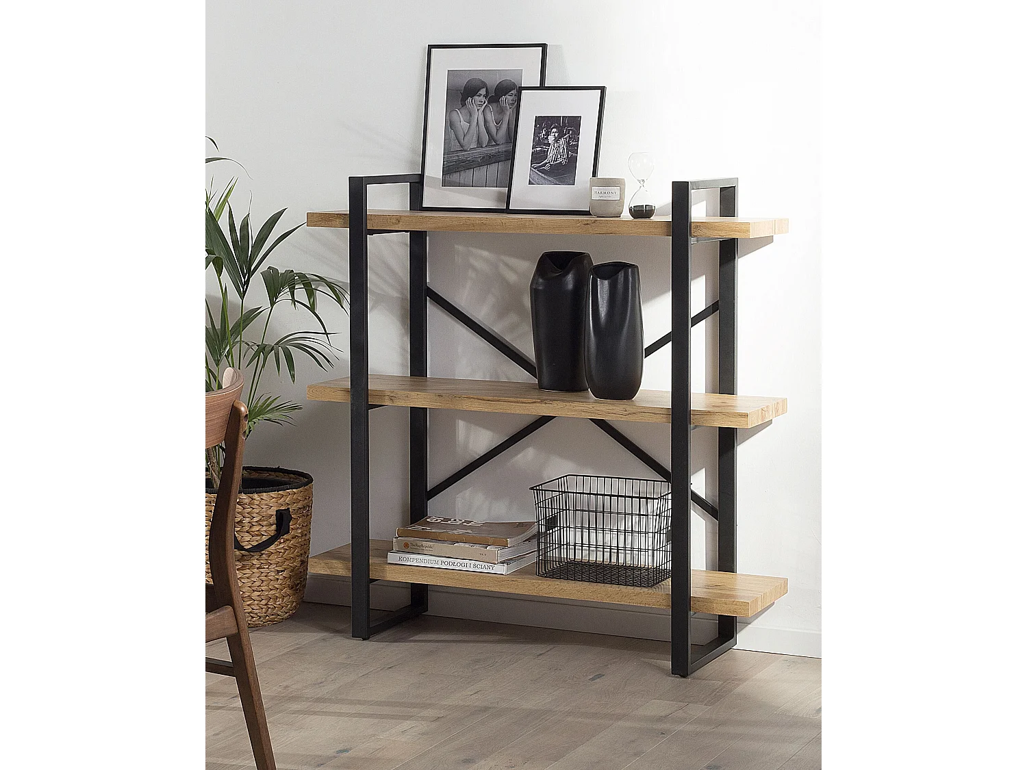 Modernes Bücherregal heller Holzfarbton 3 Regalböden industrieller Stil Timber