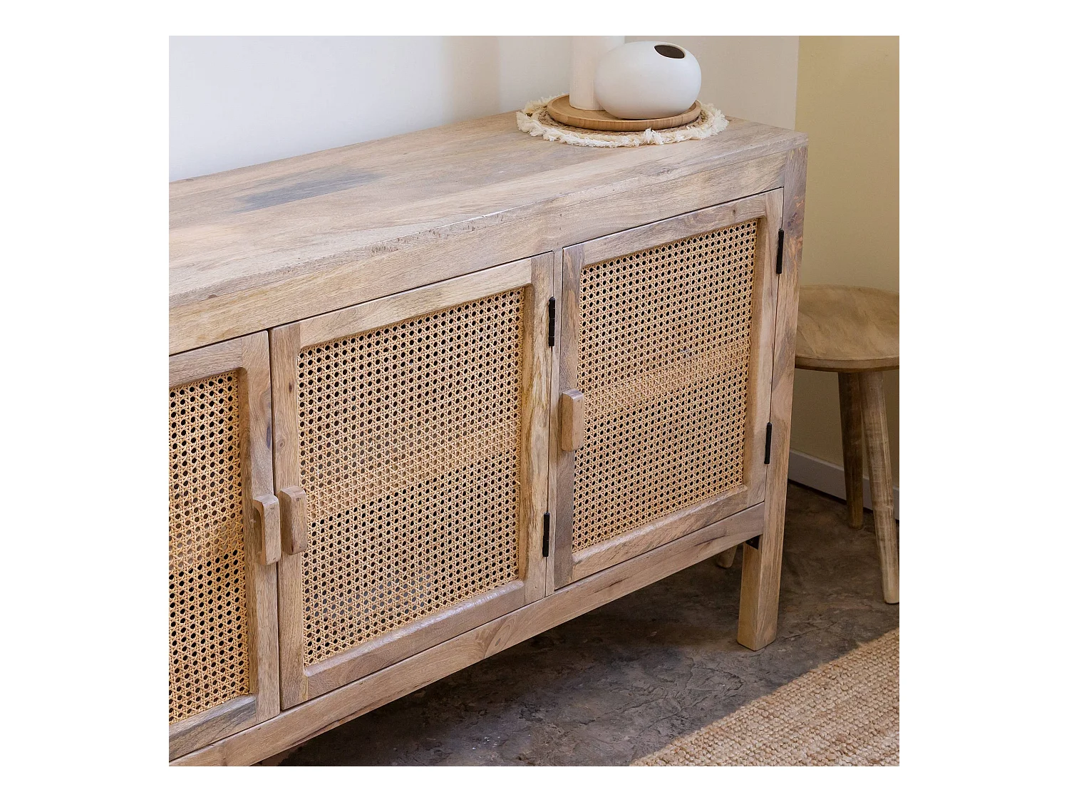 Buffet en bois de manguier et cannage Julietta