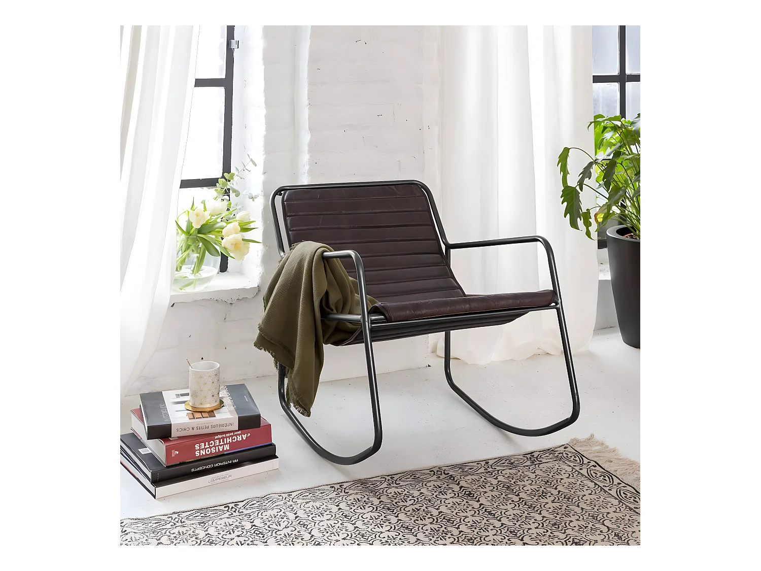 Rocking chair en cuir noir Sydney