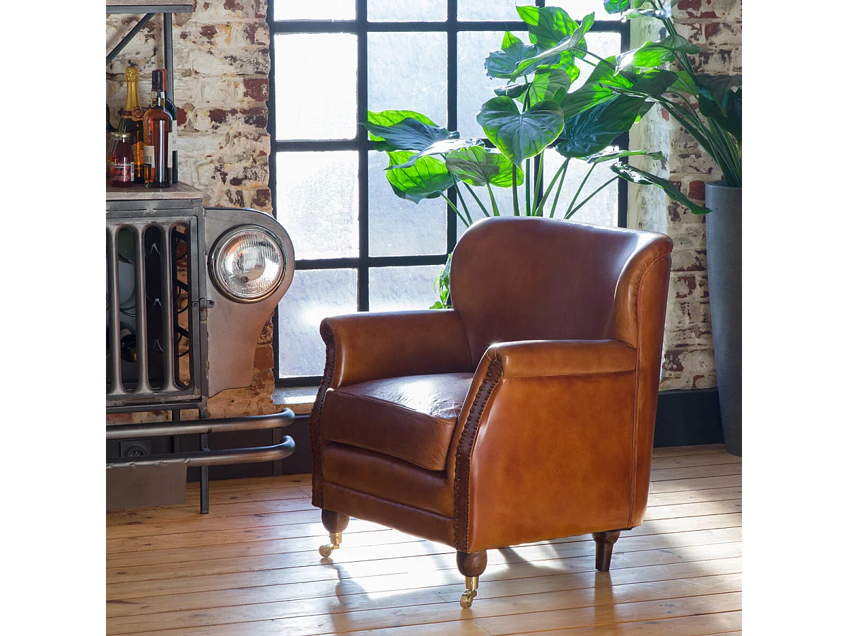 Fauteuil club en cuir marron Camden