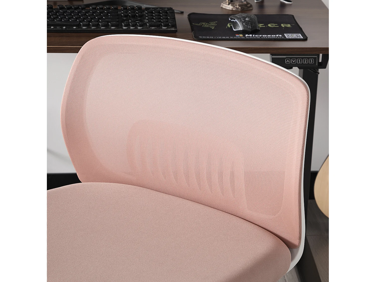 Fauteuil pivotant — réglable en hauteur — mesh rose respirant — dossier ergonomique