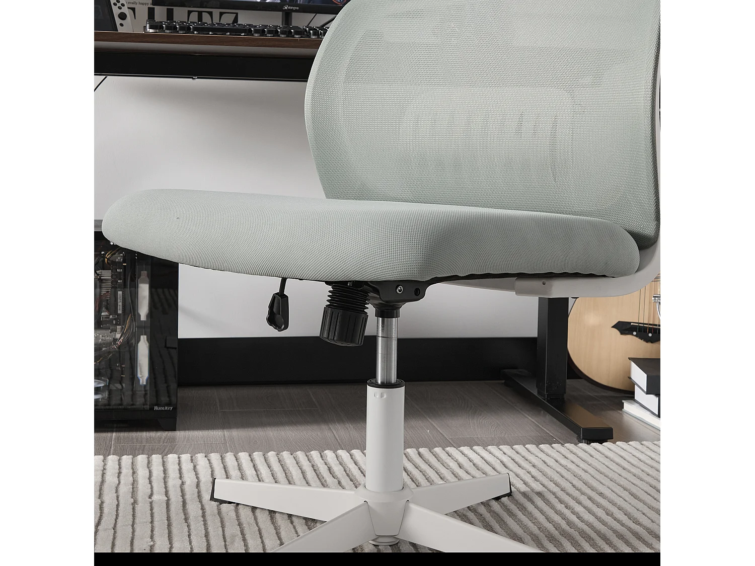 Fauteuil pivotant — réglable en hauteur — mesh gris respirant — dossier ergonomique