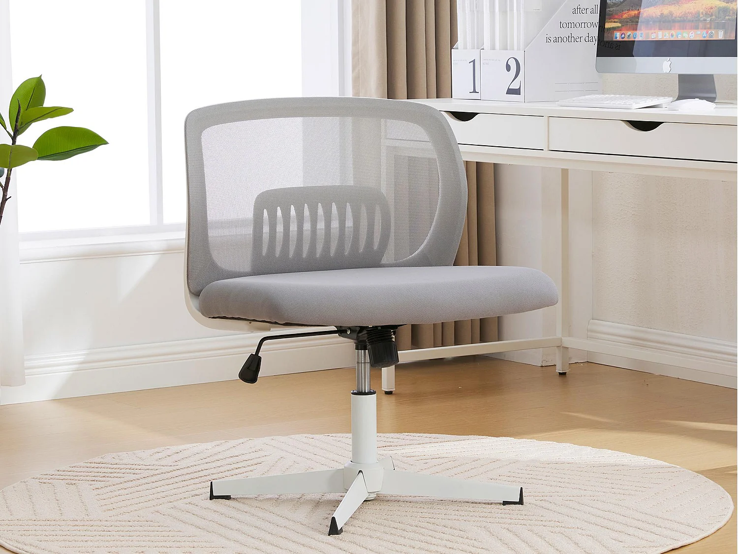 Fauteuil pivotant — réglable en hauteur — mesh gris respirant — dossier ergonomique