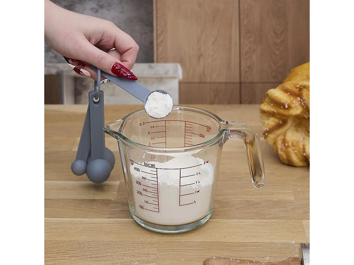 Ensemble de 5 petites cuillères à mesure