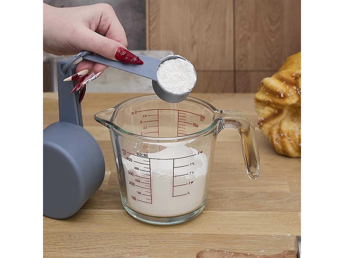 Ensemble de 5 grandes cuillères à mesure