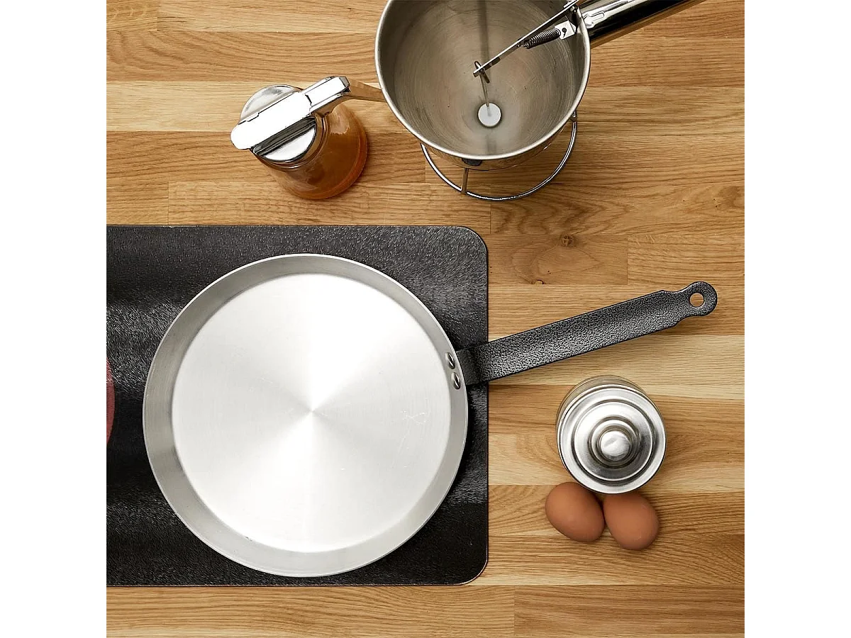 Crêpière en aluminium tous feux dont induction diamètre 26 cm