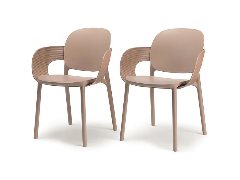 Lot de 2 - Chaise avec accoudoirs outdoor indoor en plastique recyclé HUG