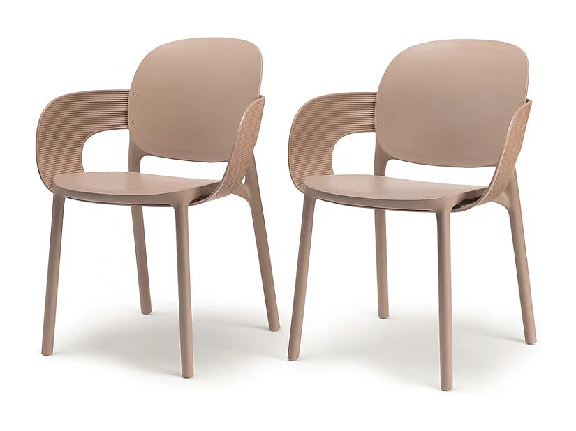 Lot de 2 - Chaise avec accoudoirs outdoor indoor en plastique recyclé HUG