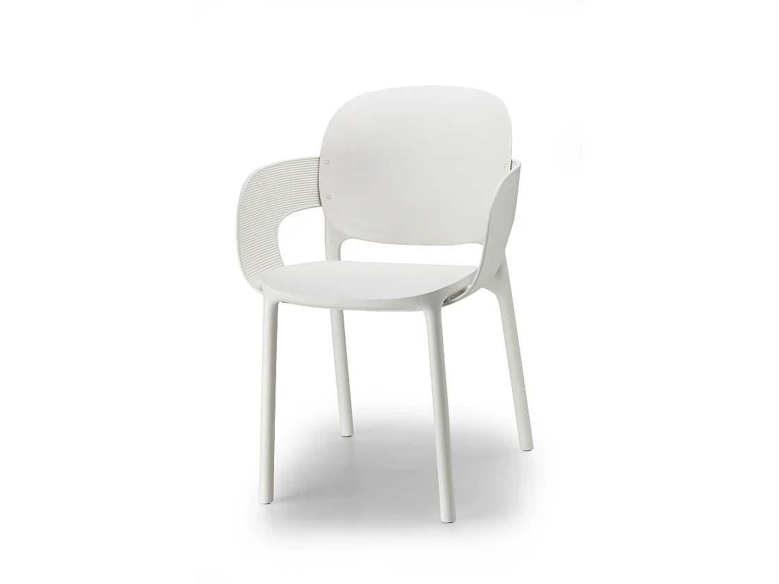 Lot de 2 - Chaise avec accoudoirs outdoor indoor en plastique recyclé HUG