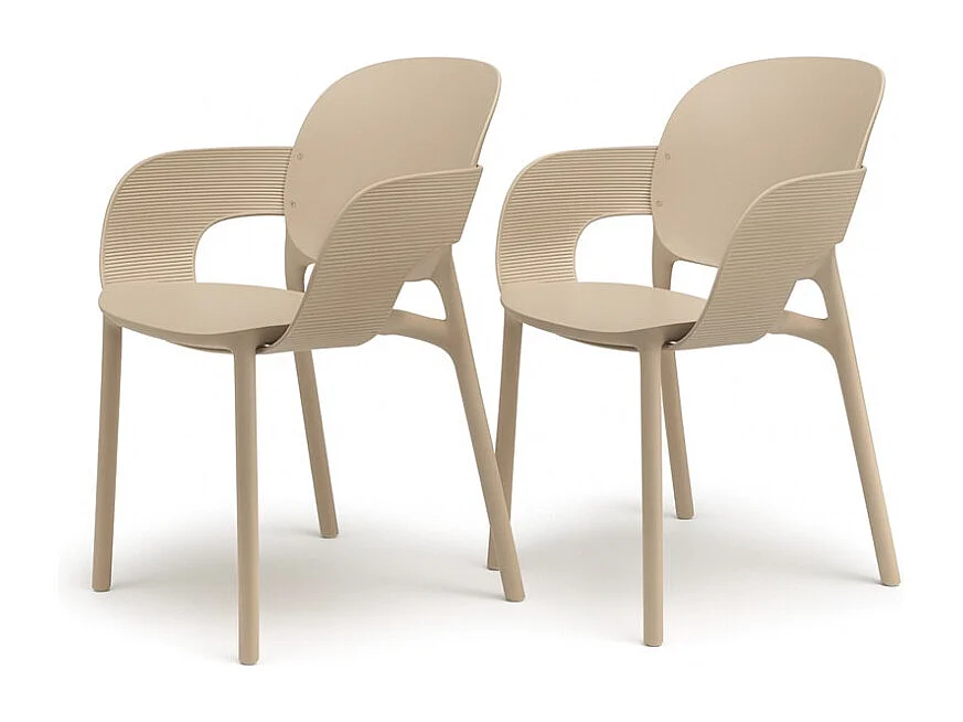 Lot de 2 - Chaise avec accoudoirs outdoor indoor en plastique recyclé HUG