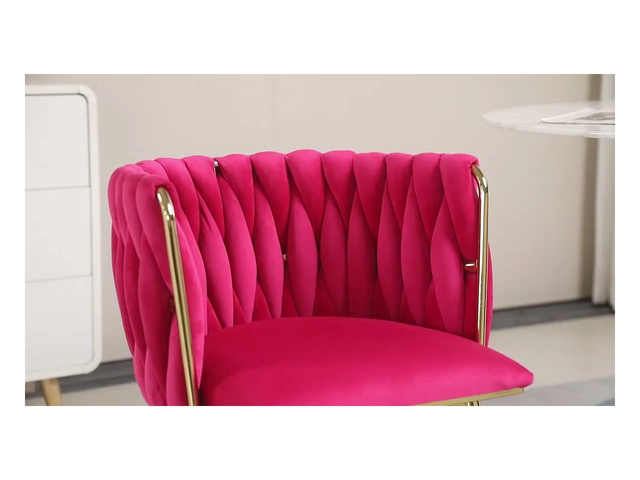 Lot de 6 Chaises Coquillage au Dossier Canné et aux Pieds Dorés - Noir - Élégance Bohème