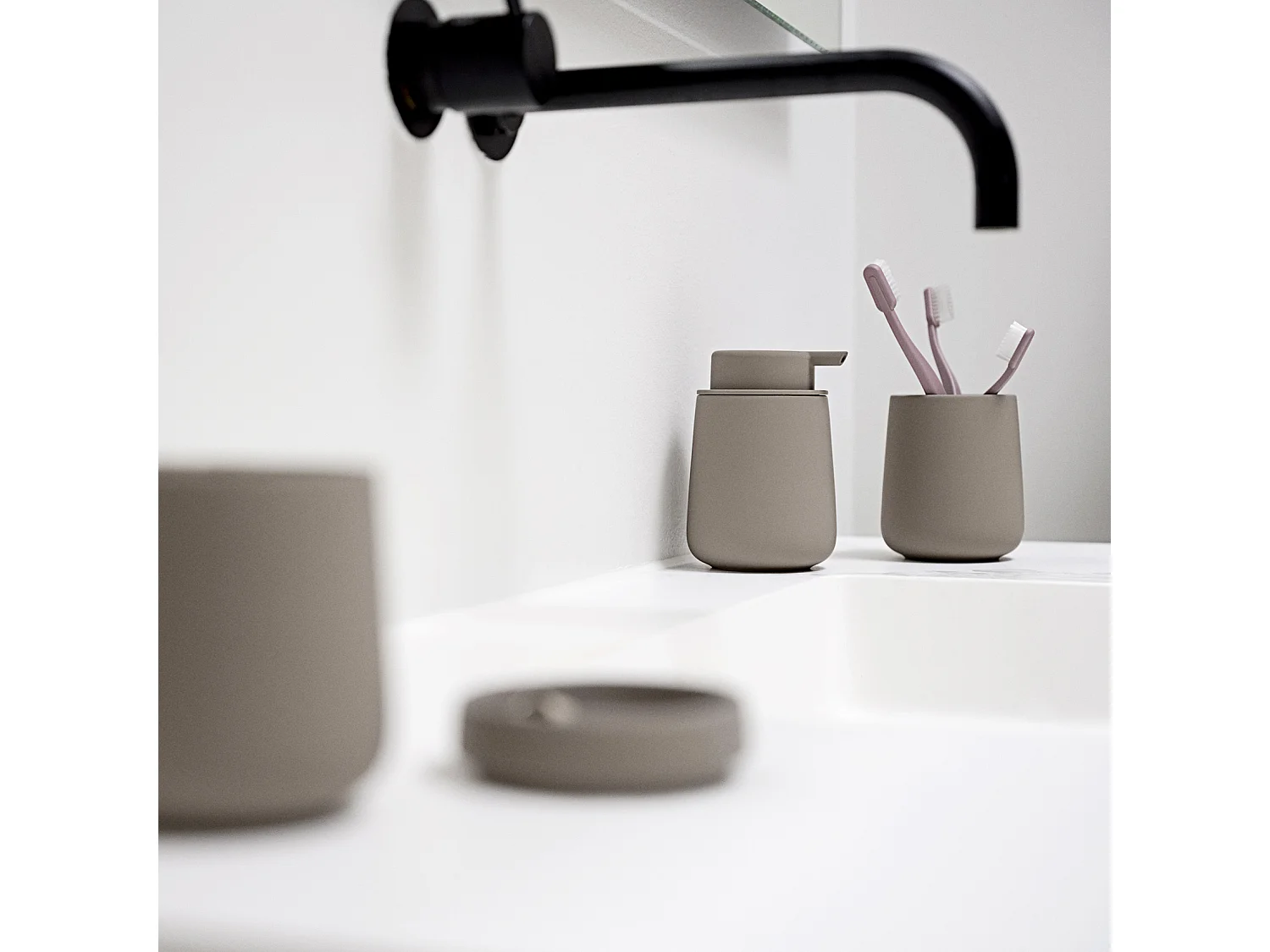 Dispensador de jabón de gres