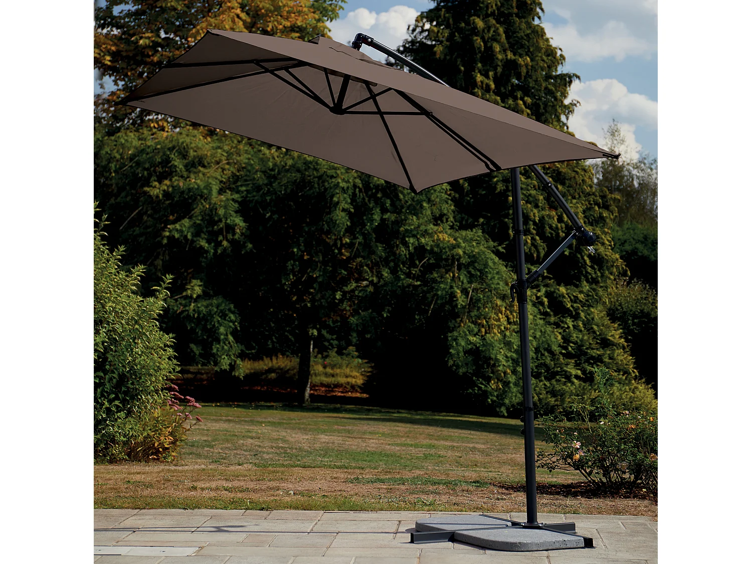 Parasol estructura de metal con pie desviado 3 x 2 m