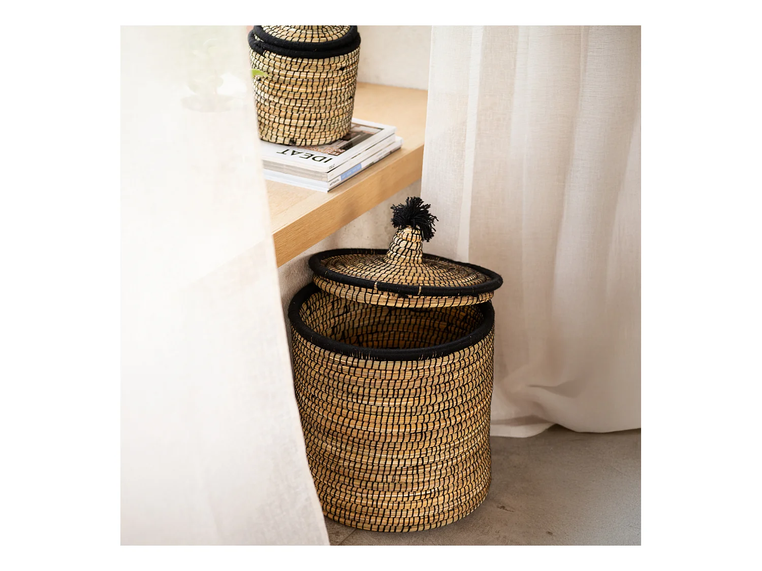 Panier à linge en fibres naturelles et laine