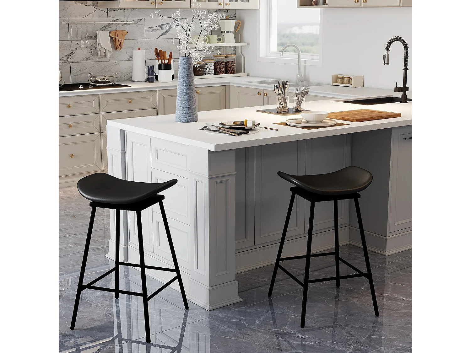 Set di 2 sgabelli da bar girevoli con sedile a sella imbottito e poggiapiedi, Sedie alte per sala da pranzo e bar Nero