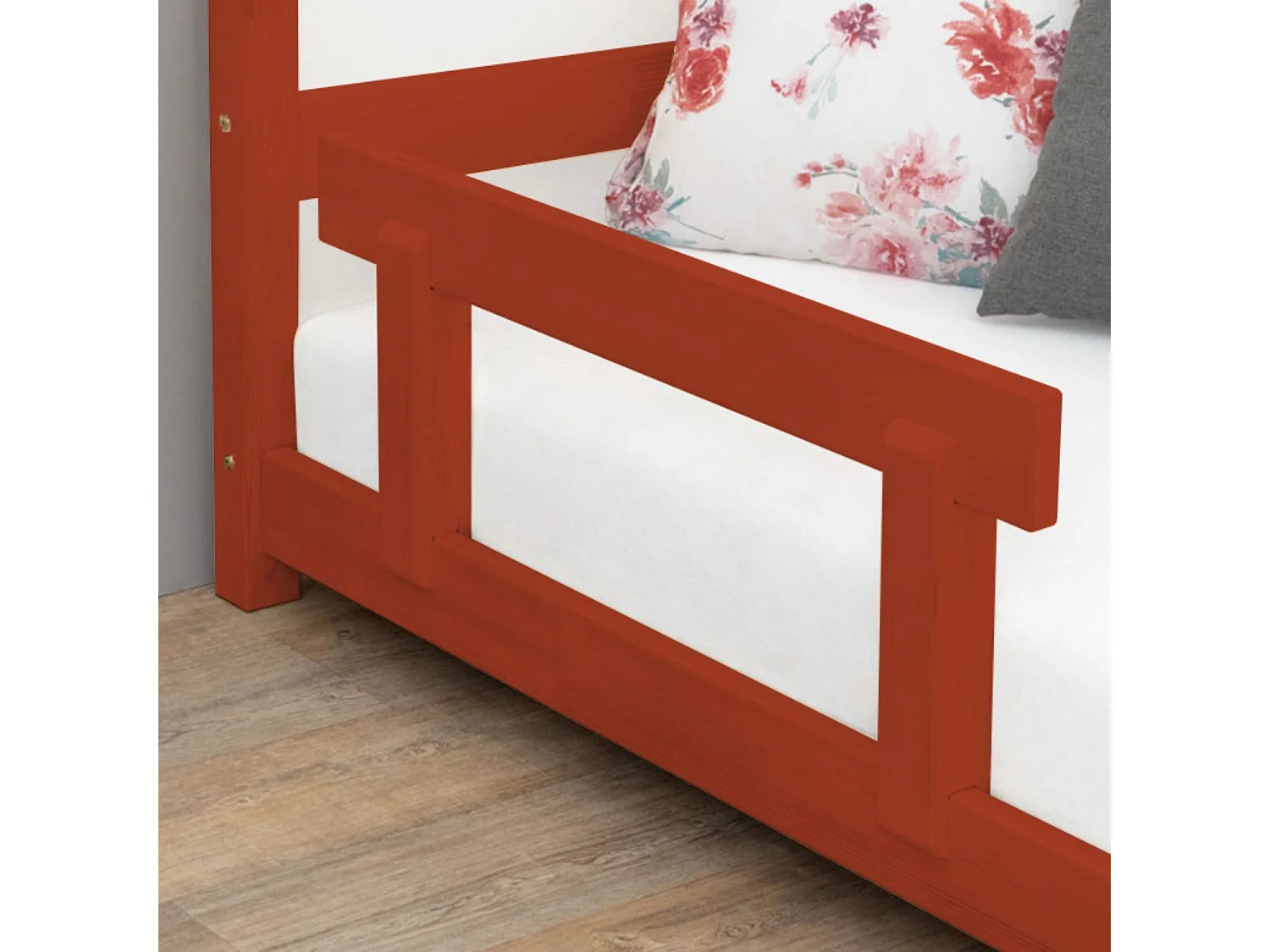 TRUSTY steenrode kinderbedhek