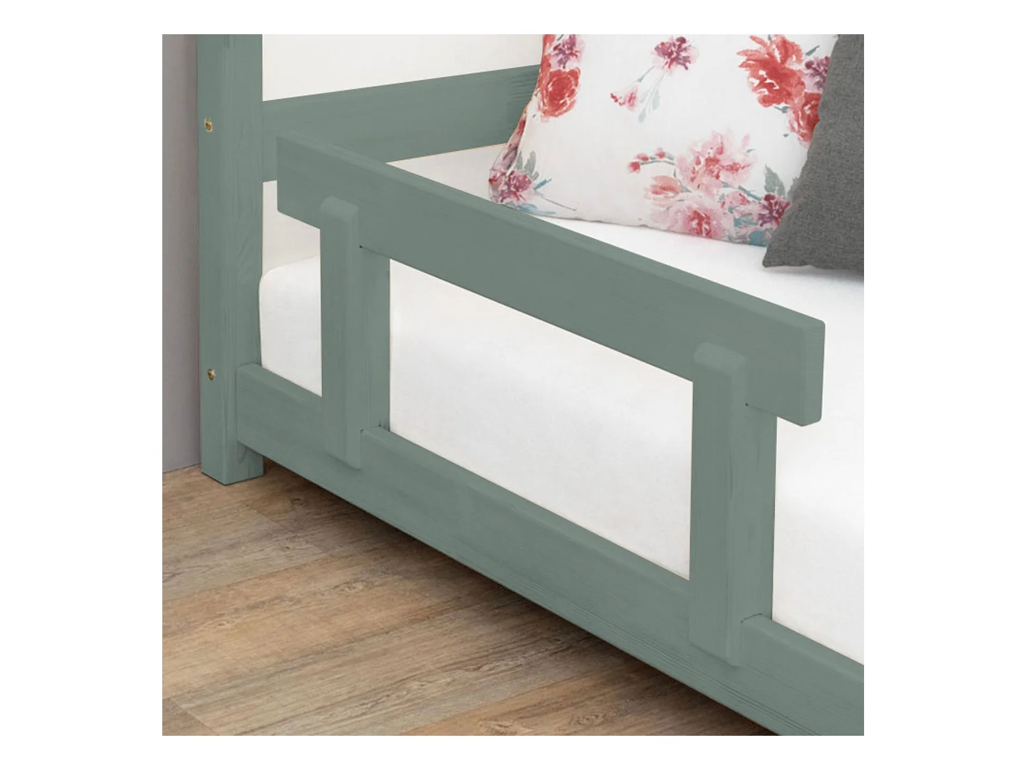 TRUSTY saliegroene kinderbedhek